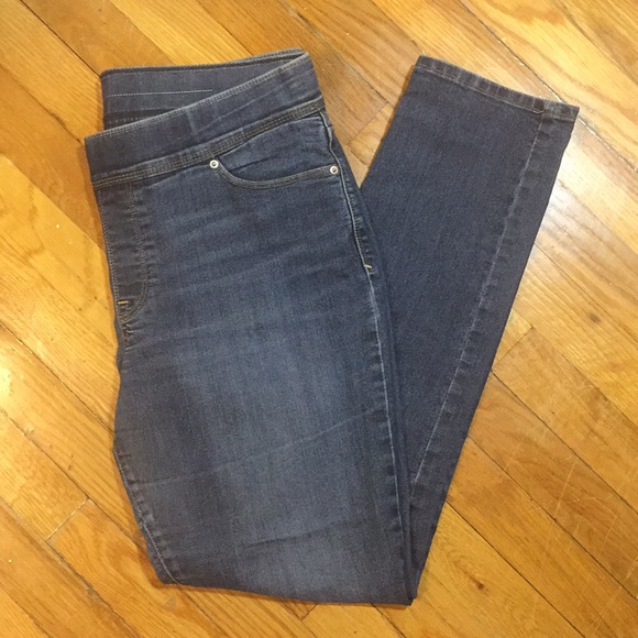 Levi’s Denim Skinny Jeans - Picture 4 of 8